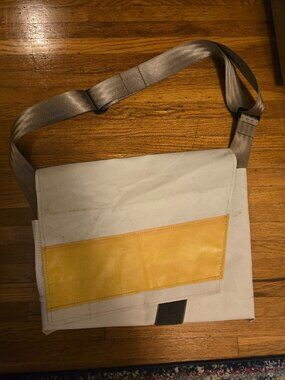 People for Urban Progress - messenger bag